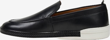 Desa - Mocasines 'Slipper' en negro: frente