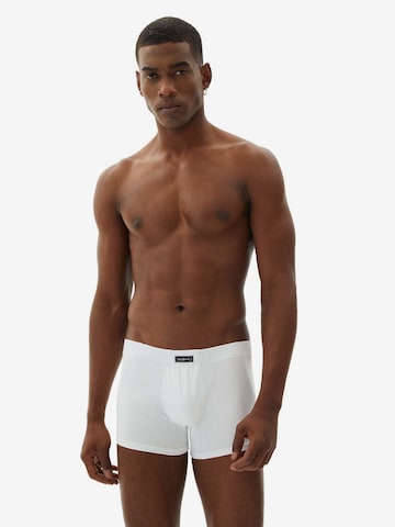 WESTMARK LONDON Boxer shorts 'Arthur' in White: front