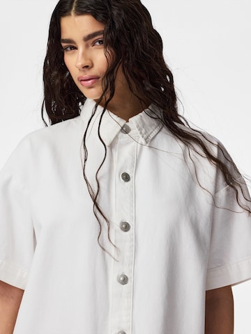 PIECESKošulja haljina 'PCSKY' - bijela boja