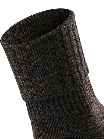 FALKE Socken 'Striggings Rib'‌‌ in Grau