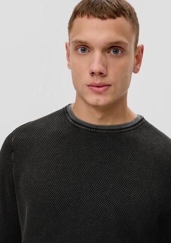 QS Sweater in Black