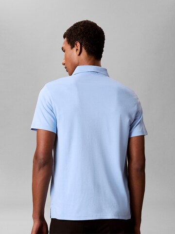 T-Shirt Calvin Klein en bleu
