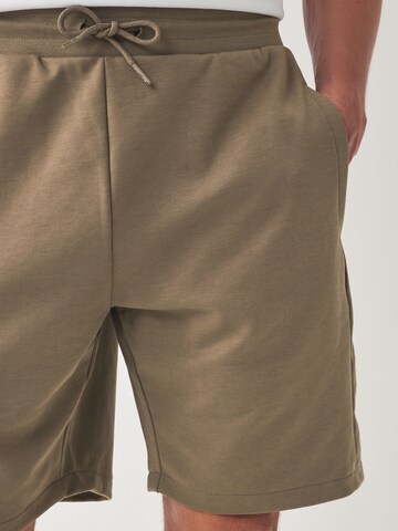 regular Pantaloni di Next in marrone