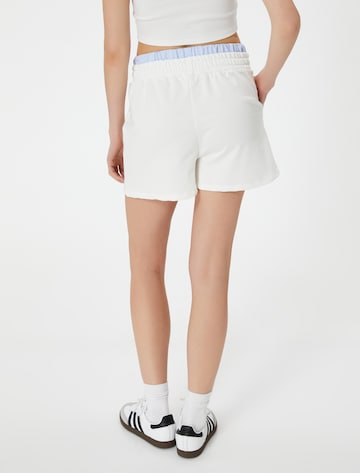 Koton Loosefit Shorts in Weiß