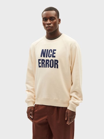 Thinking MU Sweatshirt 'Nice error' i hvid: forside