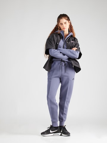 Nike Sportswear Tapered Byxa 'TCH FLC' i lila