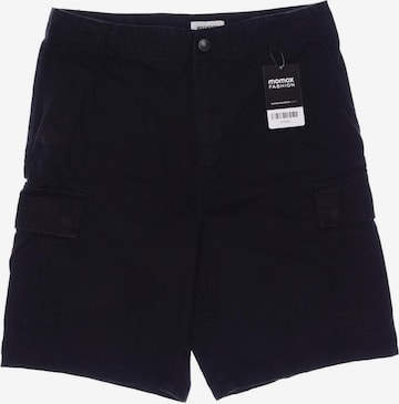 WEEKDAY Shorts in 31-32 in Black: front