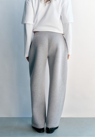 Barrel Pantaloni di Pull&Bear in grigio