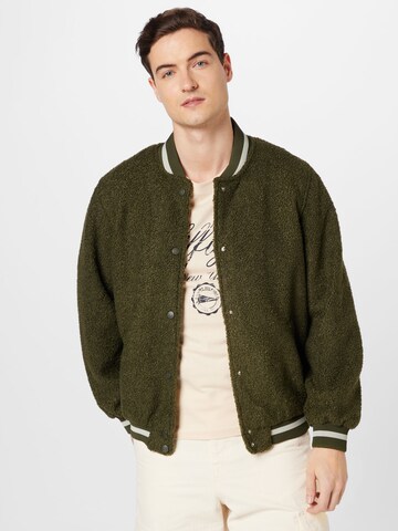 Trendyol Between-Season Jacket in Green: front