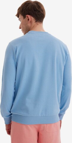 WESTMARK LONDON Sweatshirt 'COLLAGE FUN' in Blauw