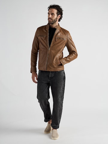 JCC Tussenjas in Bruin