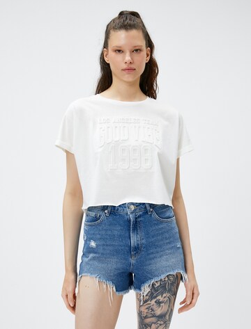 Koton T-Shirt in Weiß: Vorderseite