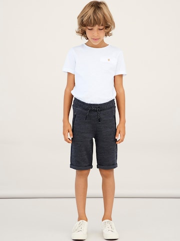 NAME IT Regular Shorts 'Scott' in Grau