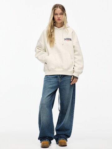 Pull&Bear Sweatshirt in Beige