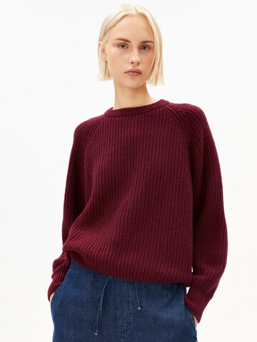 Pull-over 'KAAGI' ARMEDANGELS en rouge : devant