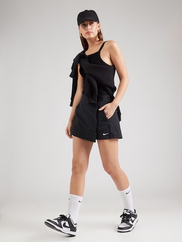 Nike Sportswear Пола 'ESSNTL' в черно