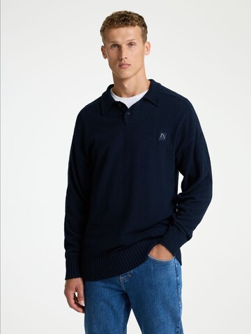 CHASIN' Sweater 'Jagger' in Blue: front
