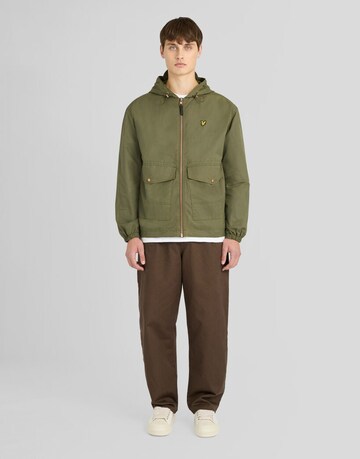 Lyle & Scott Tussenjas in Groen: voorkant