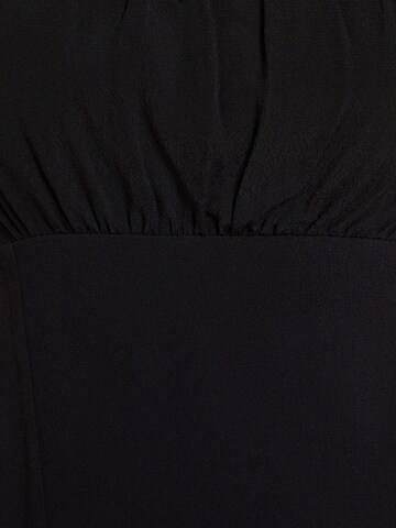 Bershka Kleid in Schwarz