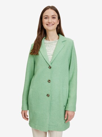 Betty & Co Blazer in Green: front