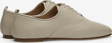 LOTTUSSE Schnürschuh ' Oxford ' in Grau