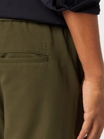 Regular Pantaloni 'Patrick' de la Les Deux pe verde