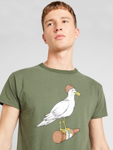 Derbe T-Shirt 'Sturmmöwe' in Grün