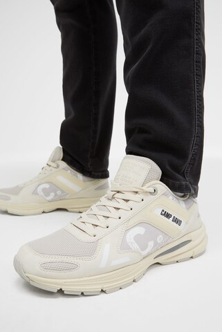 CAMP DAVID Sneakers in Grey: front