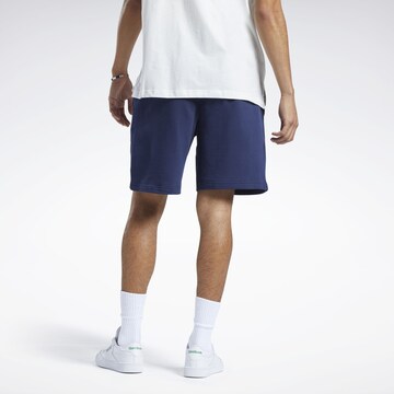 Reebok Regular Shorts in Blau
