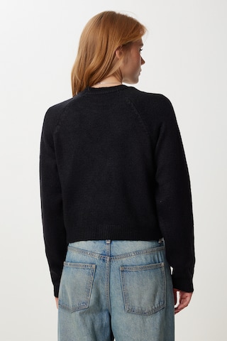 Happiness İstanbul Pullover in Schwarz