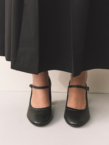 Next Ballerina in Schwarz