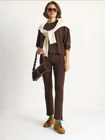 Bianco Lucci - Fato de jogging em castanho