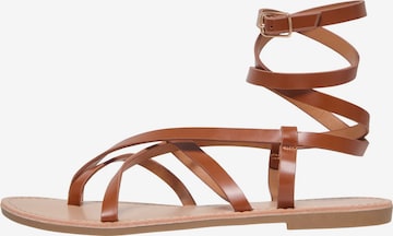 ONLY - Sandalias con hebilla 'ONLMINO-1' en marrón: frente