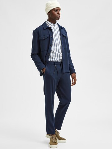 SELECTED HOMME Regular Pleated Pants 'Veik' in Blue