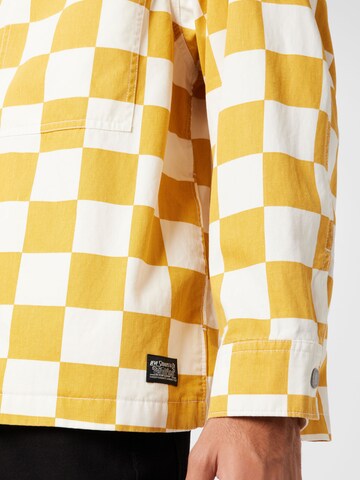 LEVI'S ® Between-season jacket 'Portola Chore' in Yellow