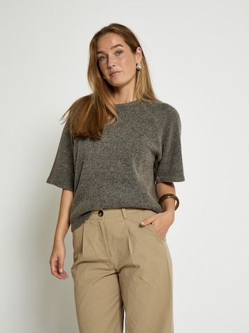 Peppercorn Pullover 'Kate' i beige: forside