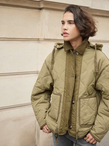 Bhoem Between-season jacket in Green