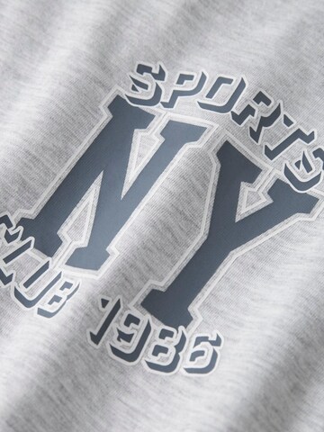 T-Shirt 'NKMVALIX' NAME IT en gris