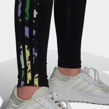 ADIDAS ORIGINALS Skinny Κολάν σε μαύρο