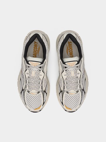 Baskets basses 'PROGRID GUIDE 7' saucony en beige