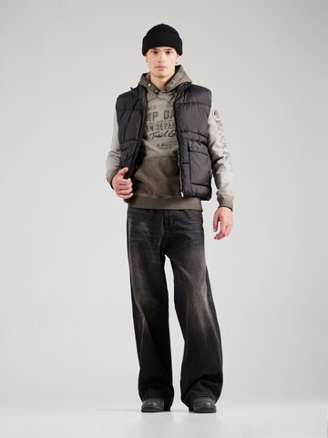 CAMP DAVID Sweatshirt in Grau