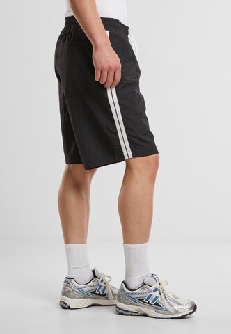 Urban Classics Board shorts in Black