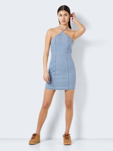 Robe 'Nicky' Noisy may en bleu