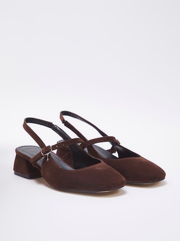 Trendyol Slingback pumps in Brown