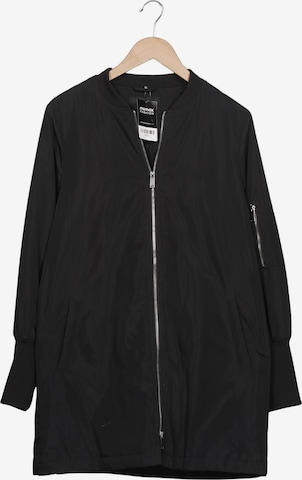 VILA Mantel M in Schwarz: Vorderseite