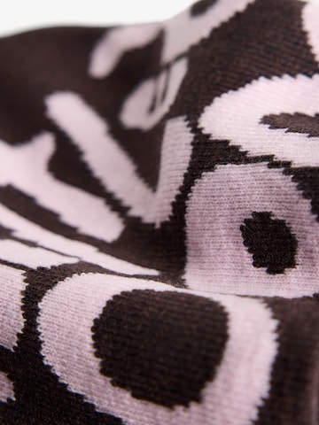 Bonnet 'UNTITLED GOODS' Bershka en marron