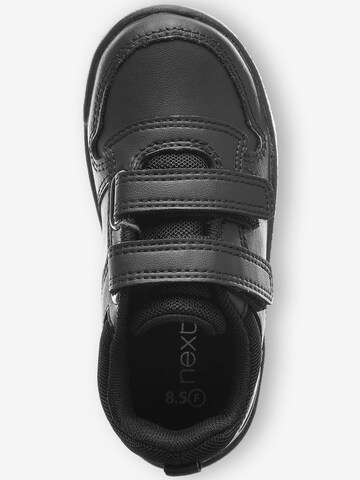 Sneaker di Next in nero