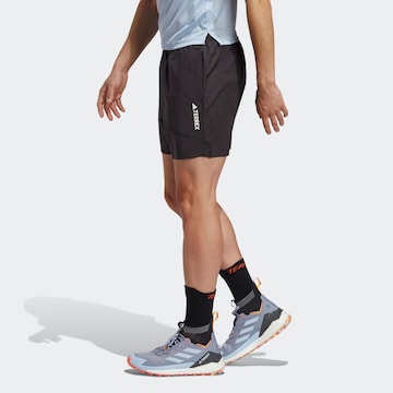 ADIDAS TERREX Regular Outdoorshorts 'Multi' in Schwarz