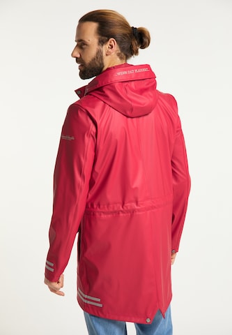 Schmuddelwedda Between-seasons coat in Red