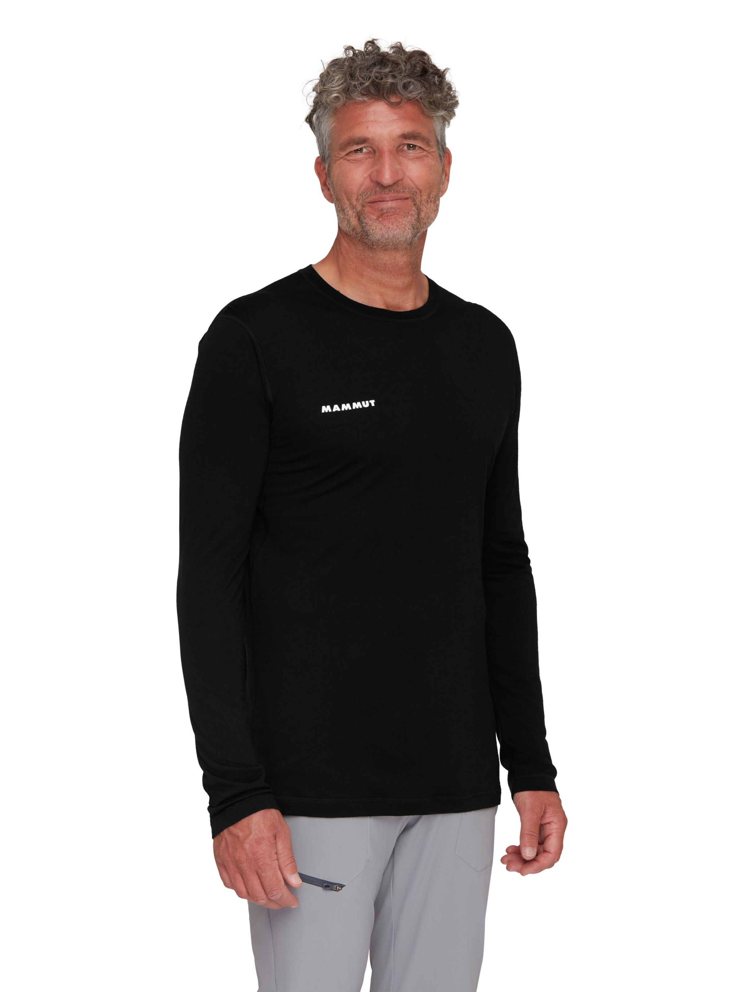 MAMMUT Performance Shirt in Black: front